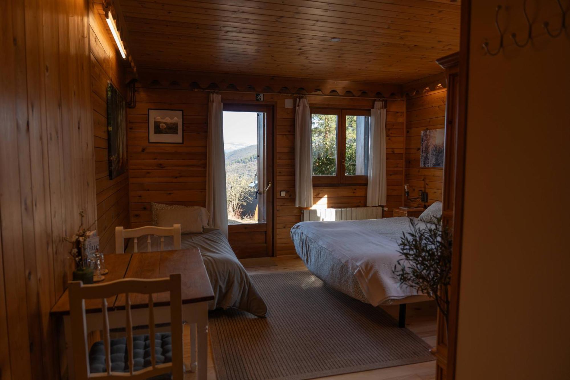 Minds & Mountains Eco Lodge La Molina  Eksteriør billede