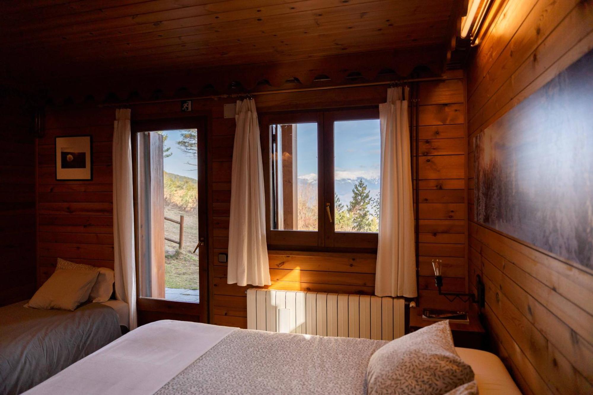 Minds & Mountains Eco Lodge La Molina  Eksteriør billede